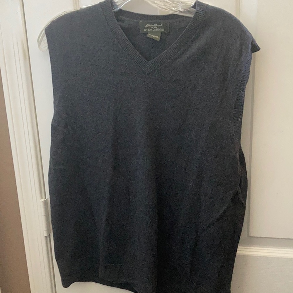 FINAL MARKDOWN Men’s Eddie Bauer cotton cashmere vest medium
